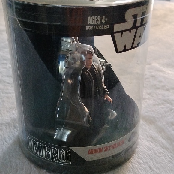 Hasbro Star Wars Anakin Skywalker / Airborne Trooper - Picture 16 of 16